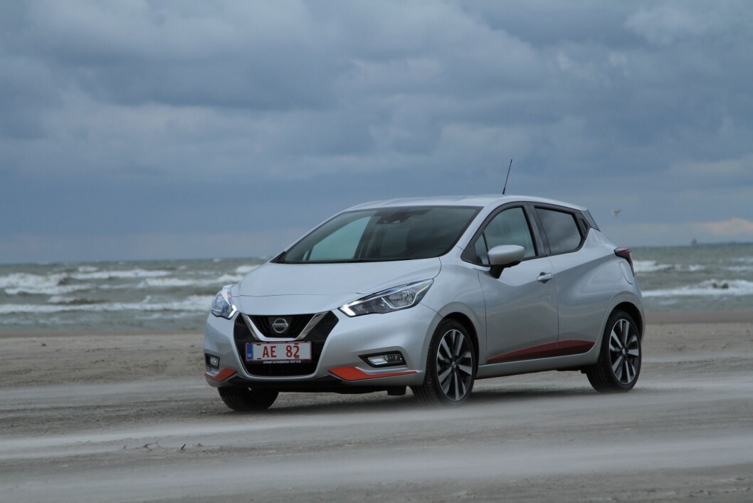 SMÅTT OG GODT: Nye Nissan Micra blir en tøff konkurrent i småbil-klassen. Produksjonen flytes nå fra India til Frankrike. Foto: Rune Korsvoll SMÅTT OG GODT: Nye Nissan Micra blir en tøff konkurrent i småbil-klassen. Produksjonen flytes nå fra India til Frankrike. Foto: Rune Korsvoll