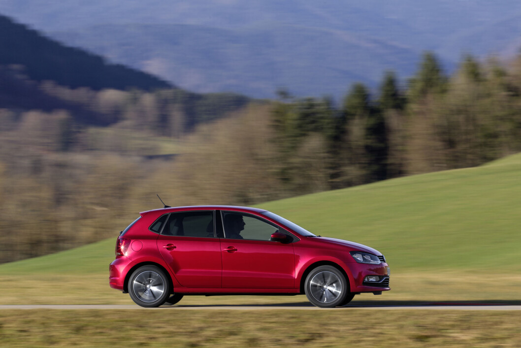 LAVERE NOx: VW Polo fikk betrydelig lavere NOx-utslipp etter at motoren har fått sin oppgradering etter diesel-skandalen. Foto: Rune Korsvoll LAVERE NOx: VW Polo fikk betrydelig lavere NOx-utslipp etter at motoren har fått sin oppgradering etter diesel-skandalen. Foto: Rune Korsvoll