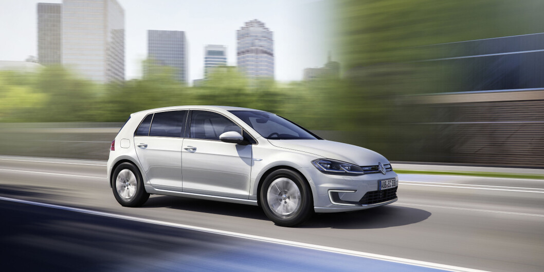NORGES FAVORITT: Det ble registrert langt flere utgaver av VW eGolf i august enn av de tre mestselgende diesel- og bensinmodellene tilsammen. NORGES FAVORITT: Det ble registrert langt flere utgaver av VW eGolf i august enn av de tre mestselgende diesel- og bensinmodellene tilsammen.