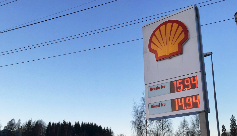 TOPPNIVÅ: Prisene på bensin og diesel steg ytterligere med avgiftshoppet ved nyttår, men prisene ved pumpene øket vesentlig mer enn avgiftene isolert sett.