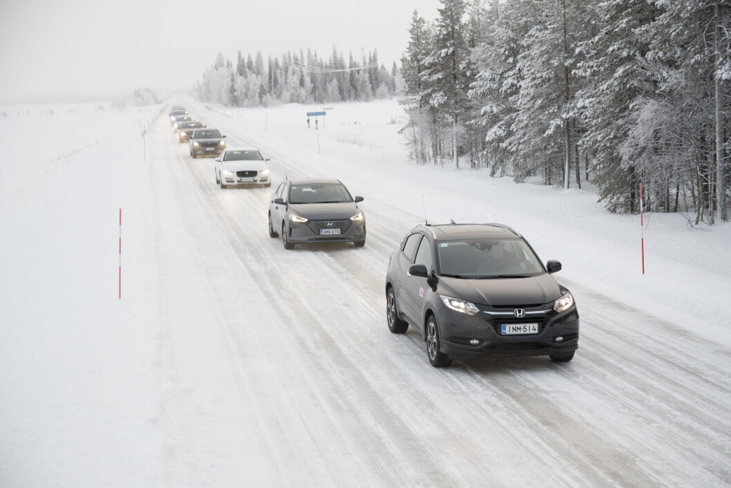 VINTERTEST: Motor har testet 16 av de viktigste nye bilene under ekstreme vinterforhold. Foto: Pekka Nieminen VINTERTEST: Motor har testet 16 av de viktigste nye bilene under ekstreme vinterforhold. Foto: Pekka Nieminen