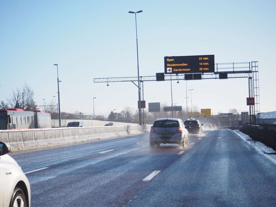 HVA BILEN VET: Hvor har du kjørt? Hvor har du parkert? Hvor ofte har du bråbremset? Spør bilen… Foto: Øyvind Kristiansen HVA BILEN VET: Hvor har du kjørt? Hvor har du parkert? Hvor ofte har du bråbremset? Spør bilen… Foto: Øyvind Kristiansen
