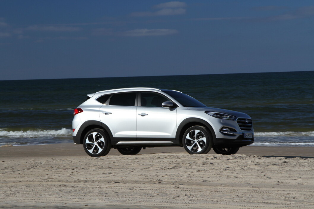 STOR FORANDRING: Hyundai Tucson er blitt større, mer komfortabel og har ikke minst fått nye, moderne motorer. Foto: Rune Korsvoll STOR FORANDRING: Hyundai Tucson er blitt større, mer komfortabel og har ikke minst fått nye, moderne motorer. Foto: Rune Korsvoll