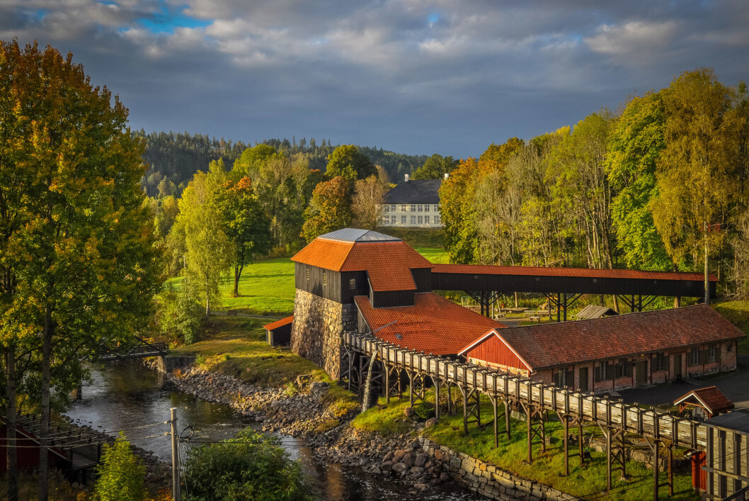 LEVERANDØR: Næs Verk har blant annet levert utstyr til mange fyrstasjoner. Foto: Styrkar Bråten LEVERANDØR: Næs Verk har blant annet levert utstyr til mange fyrstasjoner. Foto: Styrkar Bråten