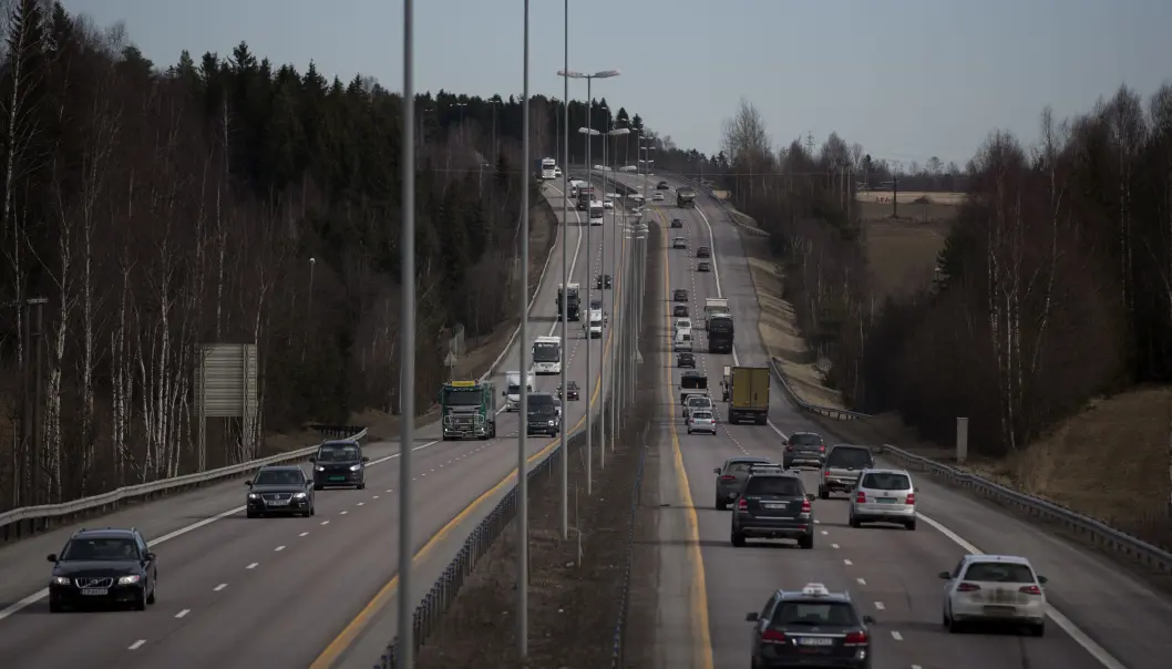 NEDGANG: De siste årene har det vært en nedgang i antall omkomne i trafikken, mens tallet på hardt skadde stadig øker, ifølge Trygg Trafikk. NEDGANG: De siste årene har det vært en nedgang i antall omkomne i trafikken, mens tallet på hardt skadde stadig øker, ifølge Trygg Trafikk.