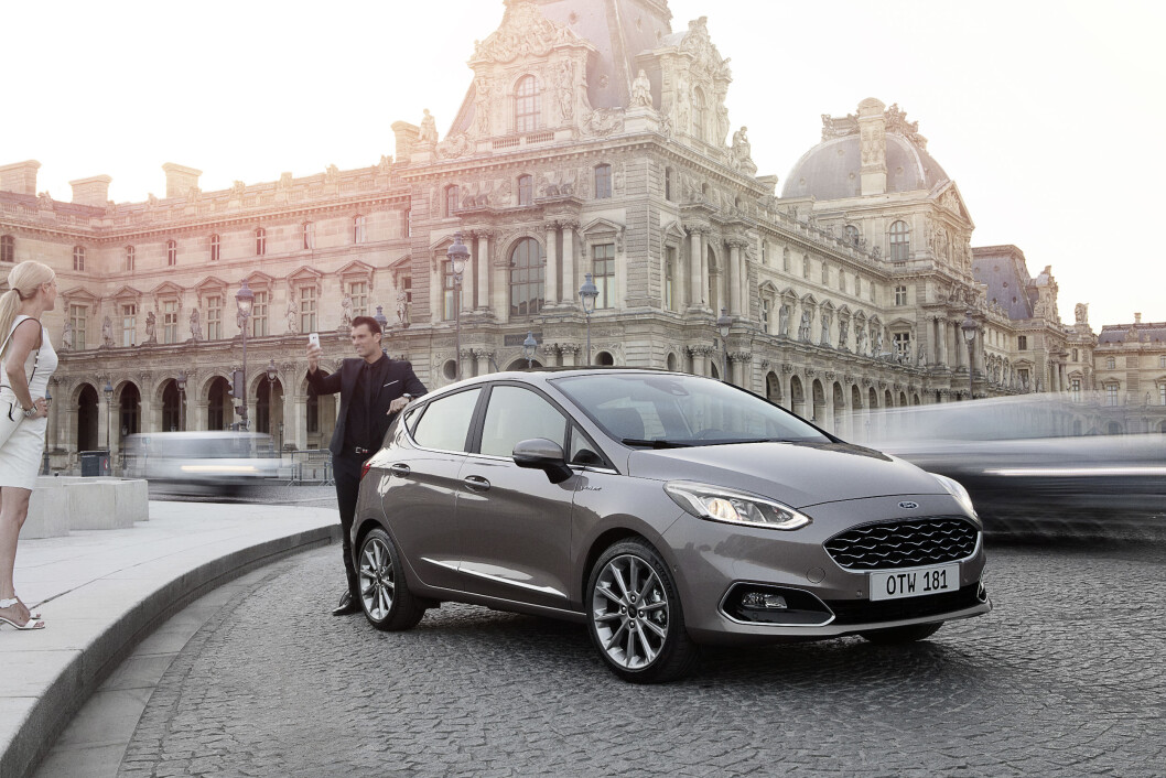 STØRRE: Nye Ford Fiesta, som kommer til Norge om et par uker, blir større og mer komfortabel. Foto: Ford STØRRE: Nye Ford Fiesta, som kommer til Norge om et par uker, blir større og mer komfortabel. Foto: Ford