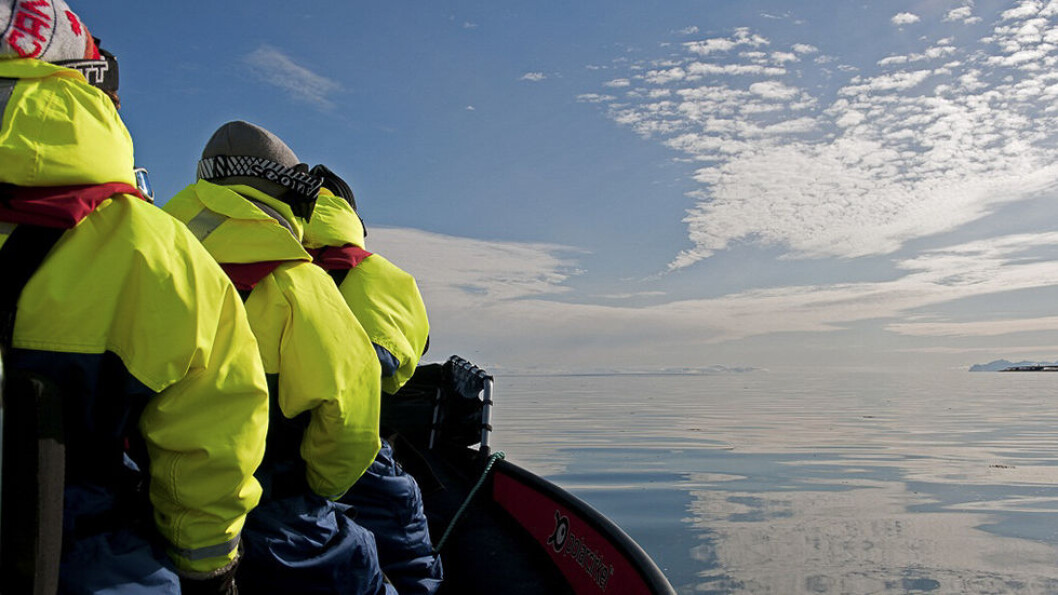 En spennende og fartsfylt RIB-safari til den russiske byen Barentsburg, vakre Kapp Linné og Isfjord Radio. En spennende og fartsfylt RIB-safari til den russiske byen Barentsburg, vakre Kapp Linné og Isfjord Radio.