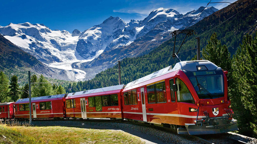 Nordmenn er glad i Sveits, og turene med tog i de sveitsiske alper, har vært veldig populært. Turen går mellom Zermatt og St.Moritz. Nordmenn er glad i Sveits, og turene med tog i de sveitsiske alper, har vært veldig populært. Turen går mellom Zermatt og St.Moritz.