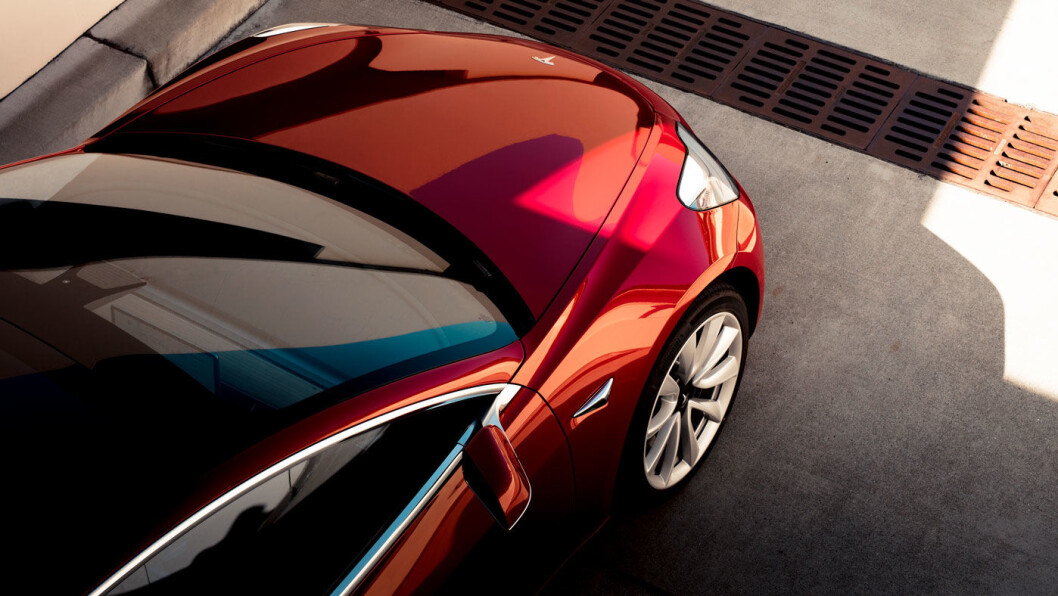 AVBESTILT: Elon Musk sier Tesla kunne drevet antallet forhåndsbestillinger av Model 3 mye høyere hvis de hadde ønsket. Foto: Tesla Motor AVBESTILT: Elon Musk sier Tesla kunne drevet antallet forhåndsbestillinger av Model 3 mye høyere hvis de hadde ønsket. Foto: Tesla Motor