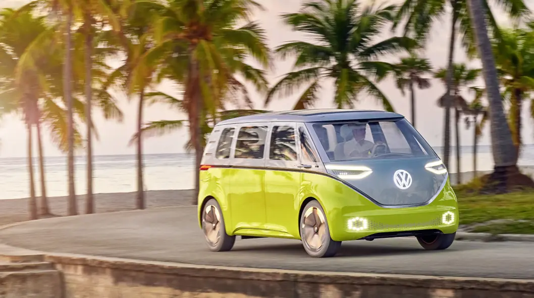 FIREHJULSTREKK: I.D. Buzz får to motorer og firehjulstrekk. FIREHJULSTREKK: I.D. Buzz får to motorer og firehjulstrekk.