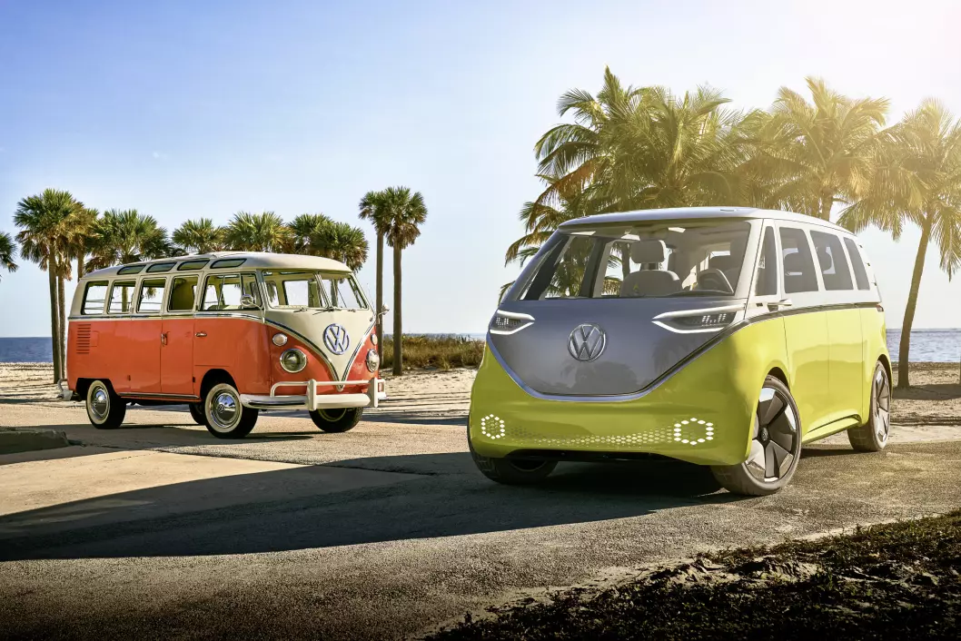HIPPIE-BUSS: VW-ledelsen har gitt grønt lys for å starte produksjon av en elektrisk microbuss, som har klare designtrekk fra den såkalte hippie-bussen fabrikken bygde på 60-tallet.