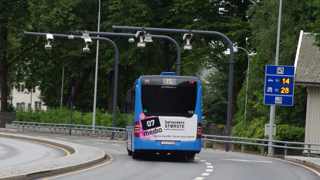 LITE I NTP: Det meste av bompengeinntektene i bypakkene, som her i Kristiansand, er ikke nevnt i Nasjonal transportplan. Foto: Geir Røed LITE I NTP: Det meste av bompengeinntektene i bypakkene, som her i Kristiansand, er ikke nevnt i Nasjonal transportplan. Foto: Geir Røed