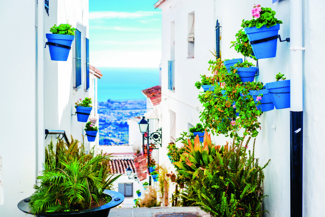 SPANSKE SOLDAGER: Med tre hundre soldager i året, er Costa del Sol i Spania et godt sted å tilbringe vinteren. Foto: iStock SPANSKE SOLDAGER: Med tre hundre soldager i året, er Costa del Sol i Spania et godt sted å tilbringe vinteren. Foto: iStock