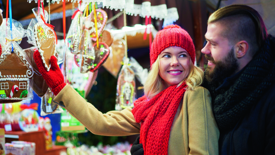 JULEGLEDE: På de fargerike tyske julemarkedene er det lett å komme i julestemning. Foto: Shutterstock