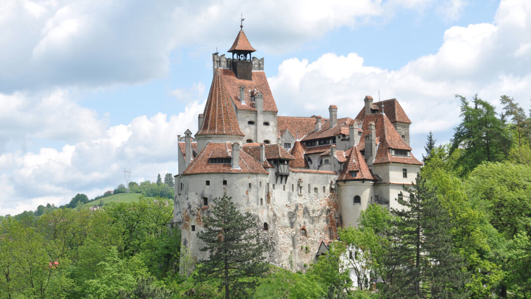 DRACULAS SLOTT: Bran slott ligger i den lille byen Bran i Transilvania. DRACULAS SLOTT: Bran slott ligger i den lille byen Bran i Transilvania.