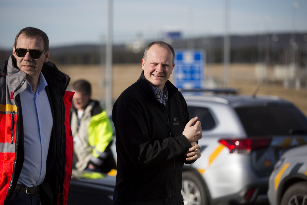 VIL ELEKTRIFISERE: – Det er viktig at det lønner seg å bruke elbil, også når man skal parkere, sier Ketil Solvik-Olsen. Foto: Espen Røst VIL ELEKTRIFISERE: – Det er viktig at det lønner seg å bruke elbil, også når man skal parkere, sier Ketil Solvik-Olsen. Foto: Espen Røst