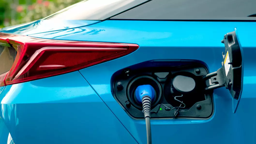 LADBAR:Du trenger ikke å bekymre deg for den elektriske rekkevidden, fordi bensin-/dieselmotoren tar over når batteriet er tomt. Foto: Shutterstock