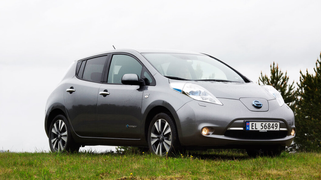 UVANLIG ELBIL: Da Nissan Leaf kom, var den noe så sjeldent som en elbil på størrelse med VW Golf, med høy sikkerhet og god kjørekomfort. Foto: Nina Ruud UVANLIG ELBIL: Da Nissan Leaf kom, var den noe så sjeldent som en elbil på størrelse med VW Golf, med høy sikkerhet og god kjørekomfort. Foto: Nina Ruud
