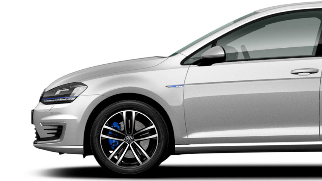 DYRT: Tusenvis av nordmenn kjøper VW Golf. Men ikke ødelegg felgene. Nye originale koster skjorta. Foto: VW DYRT: Tusenvis av nordmenn kjøper VW Golf. Men ikke ødelegg felgene. Nye originale koster skjorta. Foto: VW