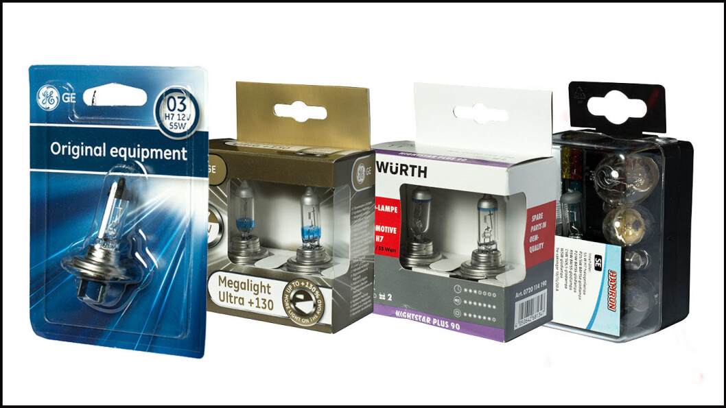 LYS I MØRKET: Testvinner GEs standardlampe GE Lighting H7 (t.v.), GEs premiumpære GE Megalight Ultra og Würth Nightstar Plus 90 (i midten) og testens taper Hamron H7 fra Jula (t.h.). LYS I MØRKET: Testvinner GEs standardlampe GE Lighting H7 (t.v.), GEs premiumpære GE Megalight Ultra og Würth Nightstar Plus 90 (i midten) og testens taper Hamron H7 fra Jula (t.h.).