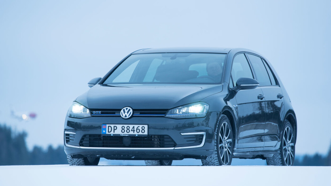 PLUG-IN: VW Golf GTE PLUG-IN: VW Golf GTE