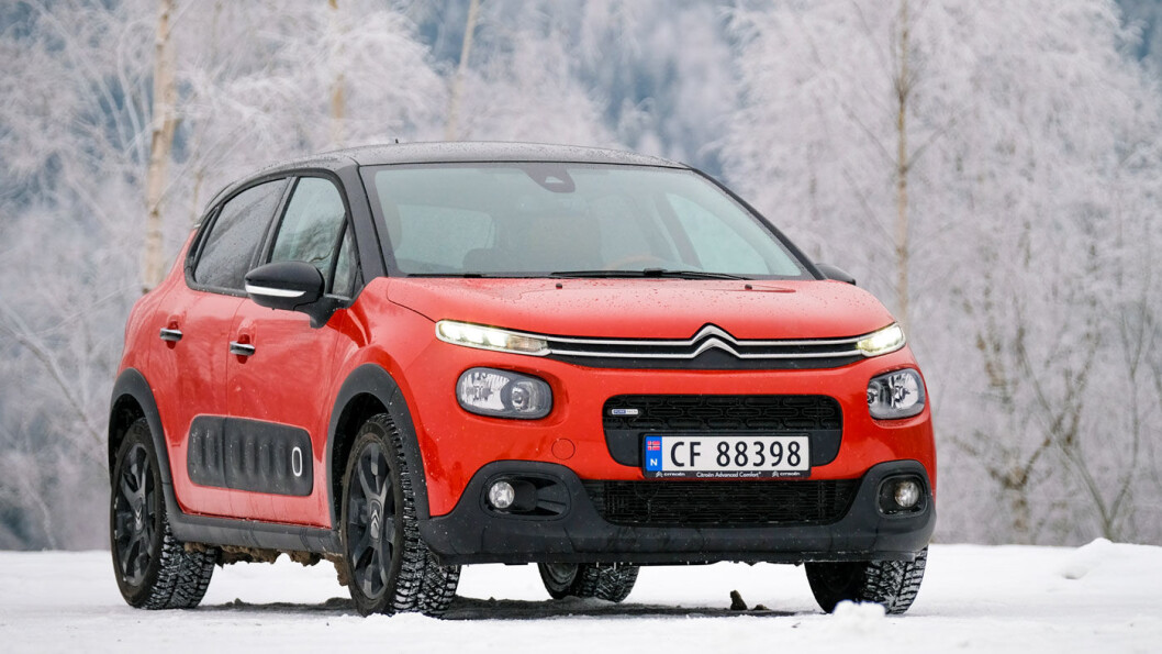 UNG OG FRISK: Med blanding av flere farger blir Citroën C3 en ungdommelig og kul bil. Foto: Jon Terje Hellgren Hansen UNG OG FRISK: Med blanding av flere farger blir Citroën C3 en ungdommelig og kul bil. Foto: Jon Terje Hellgren Hansen