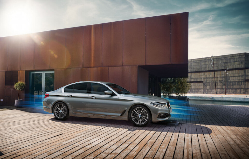 BMW med trådløs lading av nye 5-serie i år