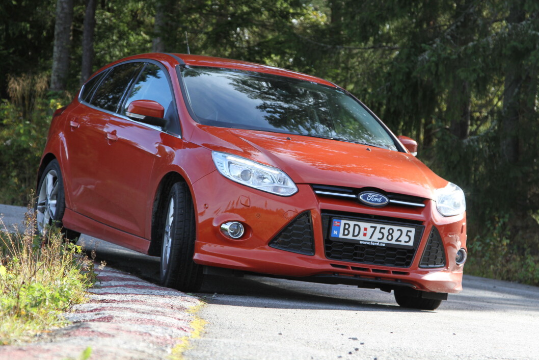 KJØREMASKIN: Ford Focus har de beste kjøreegenskapene av alle. Den lille motoren imponerer. KJØREMASKIN: Ford Focus har de beste kjøreegenskapene av alle. Den lille motoren imponerer.