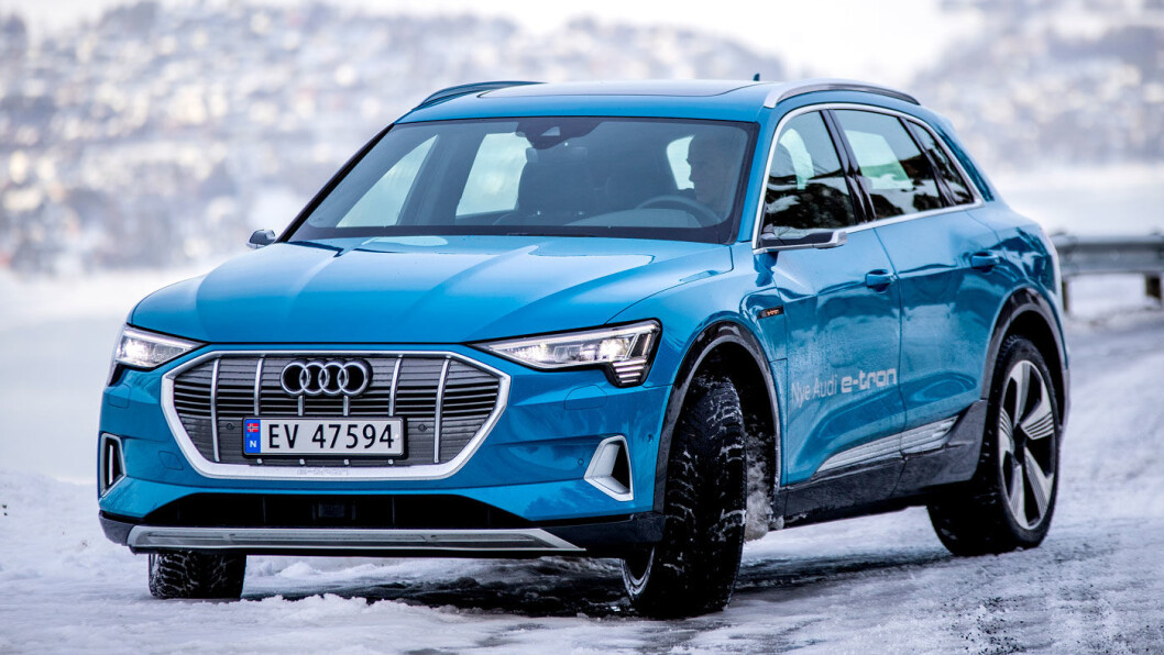 LEKREST: Vi mener e-Tron er den mest attraktive elbilen designmessig. Muskuløs, kompakt og med store hjul. LEKREST: Vi mener e-Tron er den mest attraktive elbilen designmessig. Muskuløs, kompakt og med store hjul.