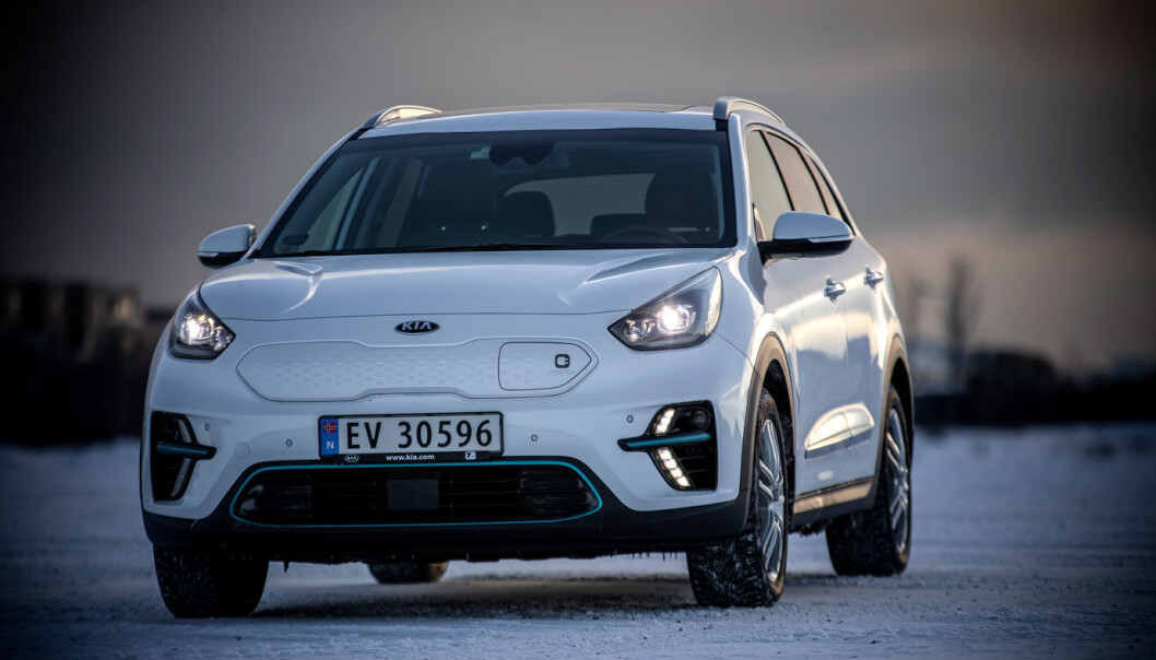<span class=" font-weight-bold" data-lab-font_weight_desktop="font-weight-bold">BEDRE:</span> Kia e-Niro er en bedre elbil enn både Volkswagen ID.3 og Tesla Model 3 mener «Vi Bilägare».a <span class=" font-weight-bold" data-lab-font_weight_desktop="font-weight-bold">BEDRE:</span> Kia e-Niro er en bedre elbil enn både Volkswagen ID.3 og Tesla Model 3 mener «Vi Bilägare».a