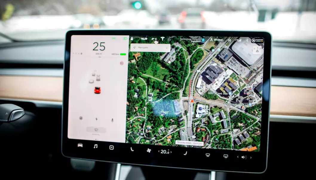 SKAL KLARE SEG SELV: Med den nye FSD-programvaren skal Teslas Autopilot etterhvert bli i stand til å navigere på egenhånd også i slike komplekse omgivelser.