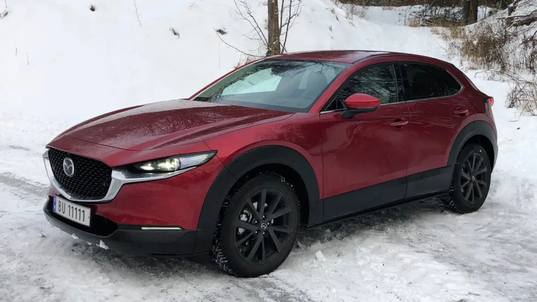 FOSSILVINNER: Mazda CX-30 er en av 2019s beste biler – og i tillegg særdeles prisgunstig. FOSSILVINNER: Mazda CX-30 er en av 2019s beste biler – og i tillegg særdeles prisgunstig.