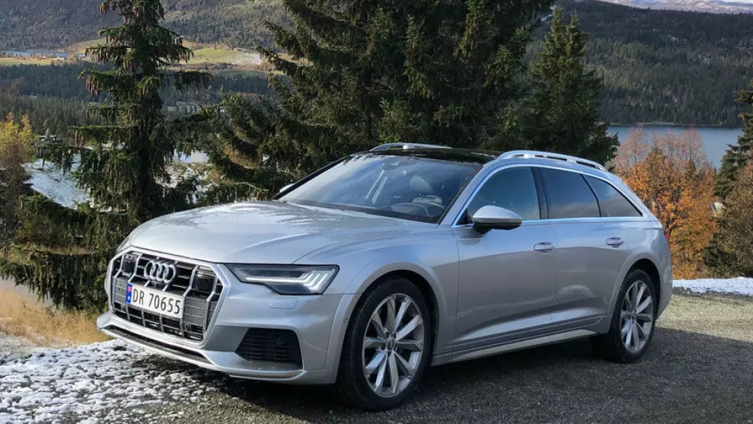 LANGTURKONGE: Audi A6 Allroad trives best når den kan sette fart på lange etapper mot den norske fjellheimen. Da er komforten bortimot optimal.