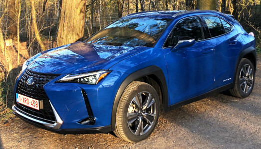 <b>LEXUS UX 300e.</b> Helelektrisk. Batteri: 54,3 kWt, Rekkevidde: 300 km +, Pris fra: 399.000 kr, 4WD: Nei, TIlhenger: Nei <b>LEXUS UX 300e.</b> Helelektrisk. Batteri: 54,3 kWt, Rekkevidde: 300 km +, Pris fra: 399.000 kr, 4WD: Nei, TIlhenger: Nei