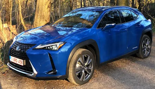 <b>LEXUS UX 300e.</b> Helelektrisk. Batteri: 54,3 kWt, Rekkevidde: 300 km +, Pris fra: 399.000 kr, 4WD: Nei, TIlhenger: Nei <b>LEXUS UX 300e.</b> Helelektrisk. Batteri: 54,3 kWt, Rekkevidde: 300 km +, Pris fra: 399.000 kr, 4WD: Nei, TIlhenger: Nei