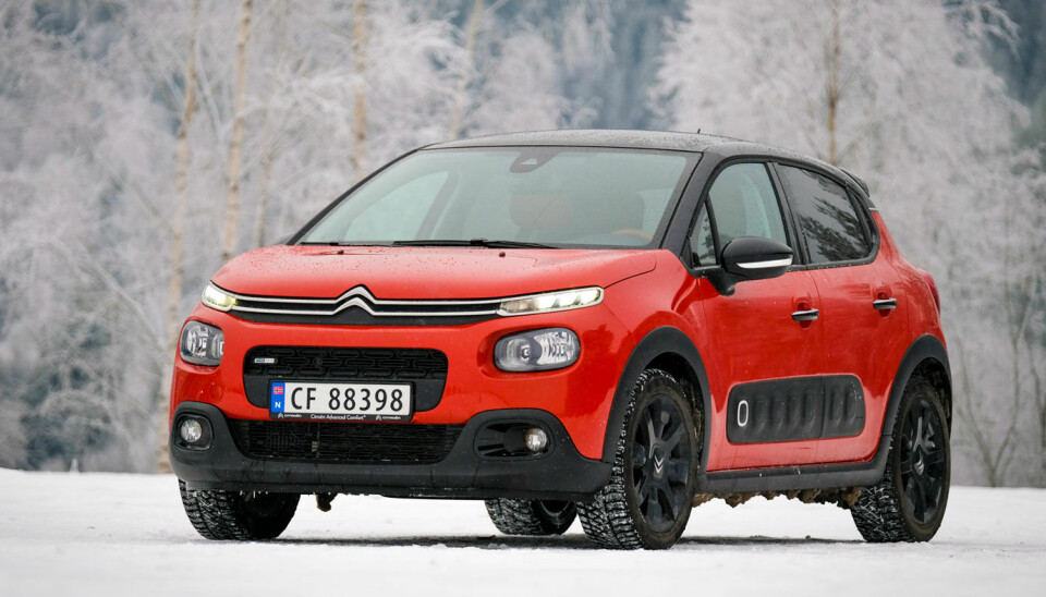LITE UNNTAK: Billigste utgave av Citroën C3 leveres med reservehjul på det norske markedet. Den koster fra 220.000 kroner.