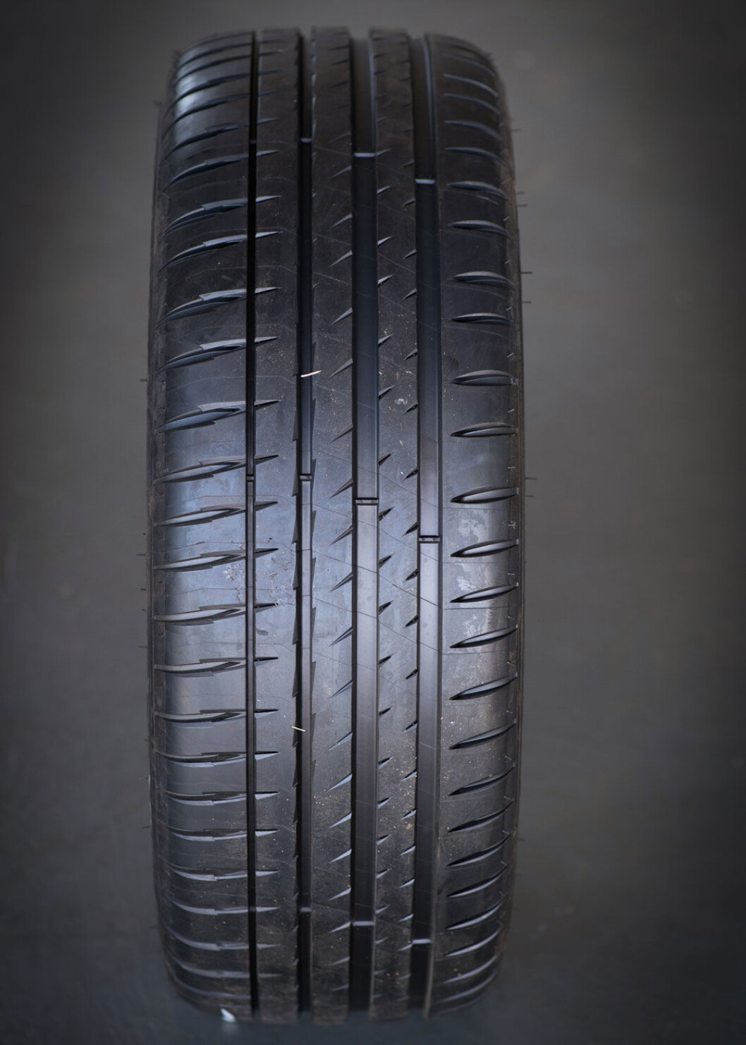 TESTVINNER: Michelin Pilot Sport 4 Foto: Marko Mäkinen TESTVINNER: Michelin Pilot Sport 4 Foto: Marko Mäkinen