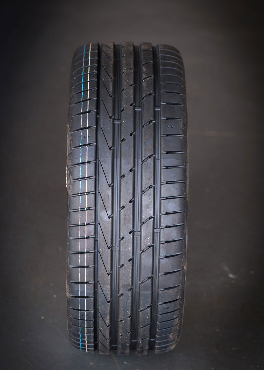 JEVNT GODT: Hankook Ventus S1 Evo2 Foto: Marko Mäkinen JEVNT GODT: Hankook Ventus S1 Evo2 Foto: Marko Mäkinen