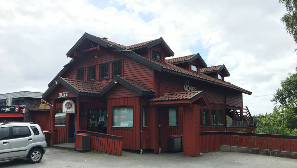 MONES WOK OG CAFÉ: Asiatisk og norsk tradisjonsmat like utenfor Mandal.