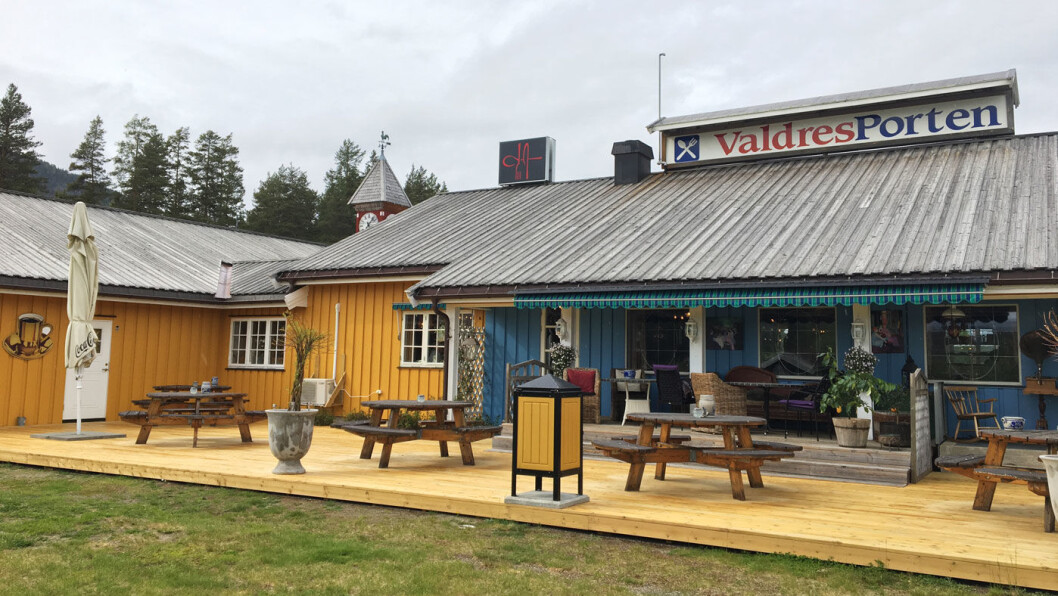 FLOTT TUN: Koselig velkomst med flotte uteområder og morsomme detaljer. FLOTT TUN: Koselig velkomst med flotte uteområder og morsomme detaljer.