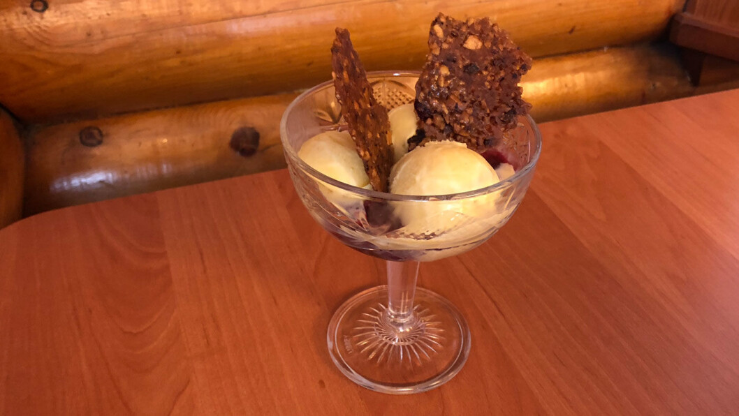 SØTT: Desserten «Avslørte Artikara» står i stil med interiøret. Og smaker godt! SØTT: Desserten «Avslørte Artikara» står i stil med interiøret. Og smaker godt!