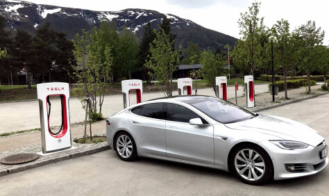 Elon Musk bekrefter at Super­charger V3 øker til 300 kW