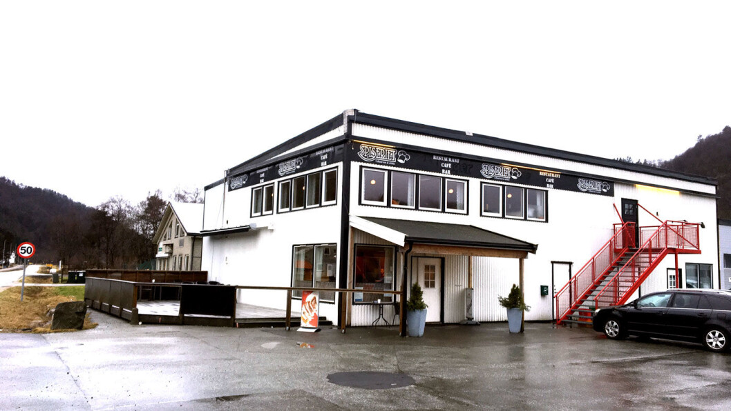 IKKE LA DEG SKREMME: Det ser kanskje ut som et lagerbygg, men her får du virkelig god mat. IKKE LA DEG SKREMME: Det ser kanskje ut som et lagerbygg, men her får du virkelig god mat.