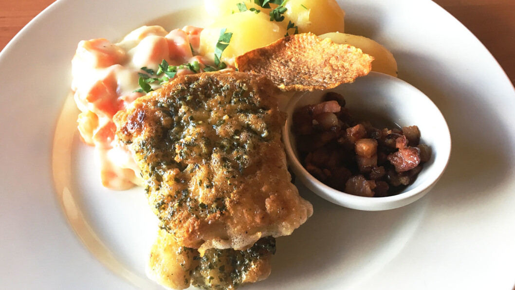 MER AV DETTE: Grillet tørrfisk burde vært en nasjonalrett. Senjastuas variant er helt utmerket! MER AV DETTE: Grillet tørrfisk burde vært en nasjonalrett. Senjastuas variant er helt utmerket!