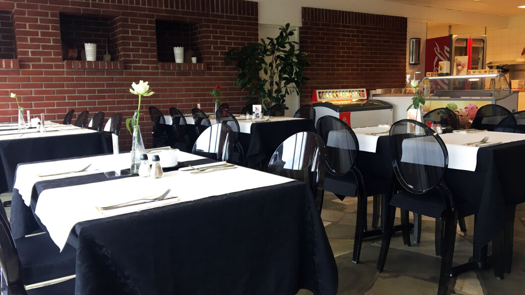 PENT DEKKET: Her kan du velge mellom buffet eller a la carte-meny. PENT DEKKET: Her kan du velge mellom buffet eller a la carte-meny.