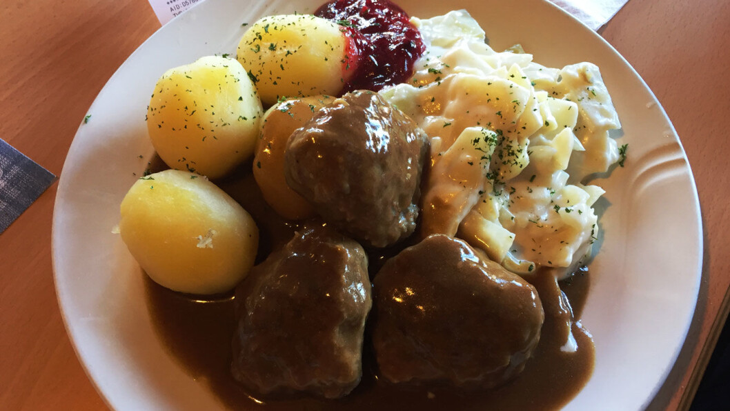 SAUS OG POTETER: Alle sausene er hjemmelaget, og viltsausen er spesielt god. SAUS OG POTETER: Alle sausene er hjemmelaget, og viltsausen er spesielt god.