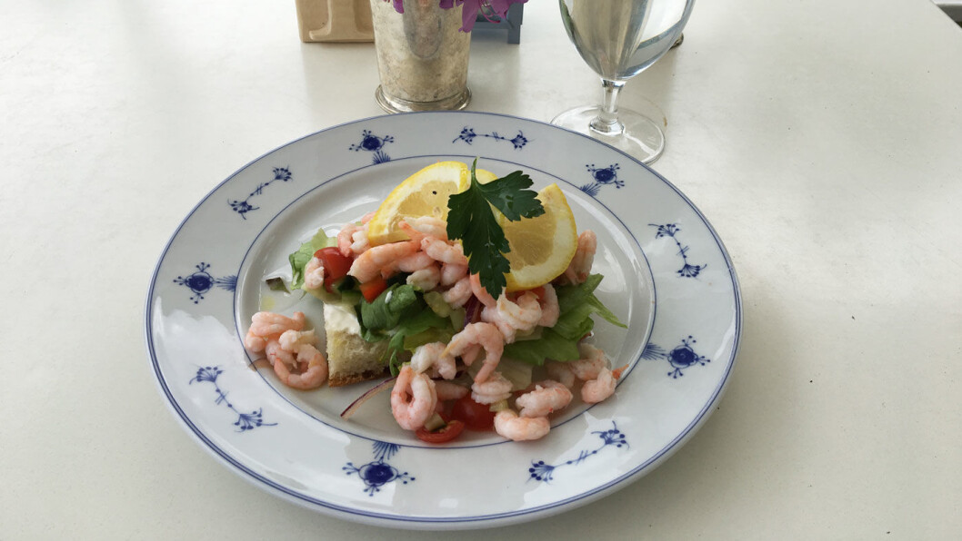 LUNSJMENY: Du kan få tre retters middag, men på dagtid er det en veldig liten meny, men alt er hjemmelaget og godt. LUNSJMENY: Du kan få tre retters middag, men på dagtid er det en veldig liten meny, men alt er hjemmelaget og godt.