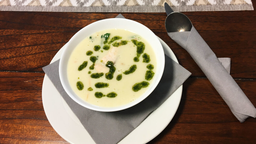 FISKESUPPE: Suppen er egentlig en forrett, men den metter godt, og fisk og skalldyr er perfekt kokt. FISKESUPPE: Suppen er egentlig en forrett, men den metter godt, og fisk og skalldyr er perfekt kokt.