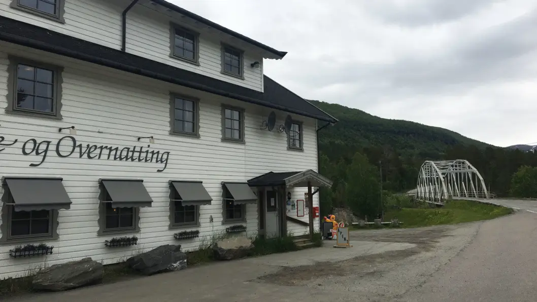 KROKSTRAND KAFÉ OG OVERNATTING: Ved oppstigningen til Saltfjellet på vei nordover til Polarsirkelen. KROKSTRAND KAFÉ OG OVERNATTING: Ved oppstigningen til Saltfjellet på vei nordover til Polarsirkelen.