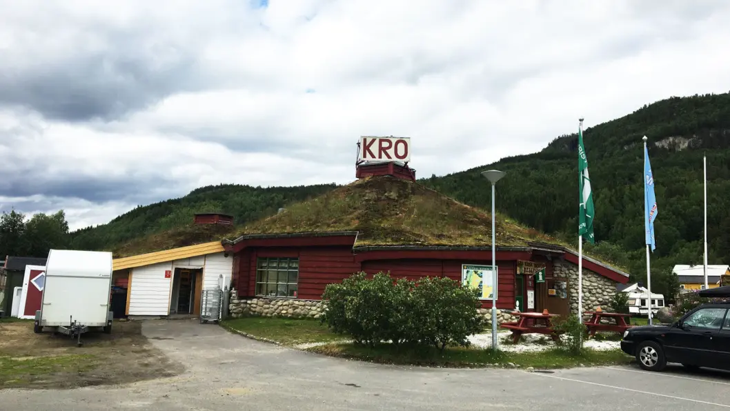 NORDNES CAMP & BYGDESENTER: Overnatting og veikro i enden av Saltfjellet. NORDNES CAMP & BYGDESENTER: Overnatting og veikro i enden av Saltfjellet.